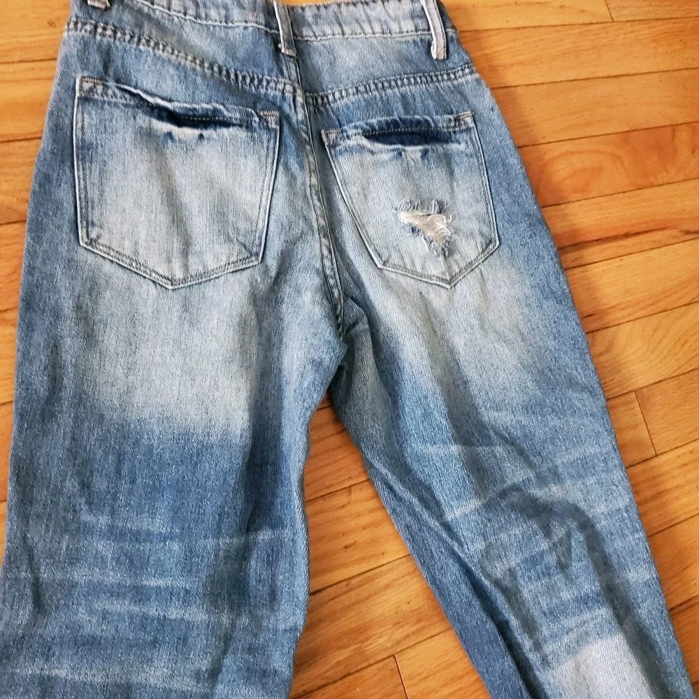 Pink Lily Priscilla Distressed‎ Girlfriend Medium Wash Jeans size 0